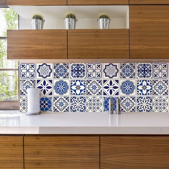 Read more about the article Top 20 Bathroom Moroccan Tiles Design: Elevate Your Small Space.
